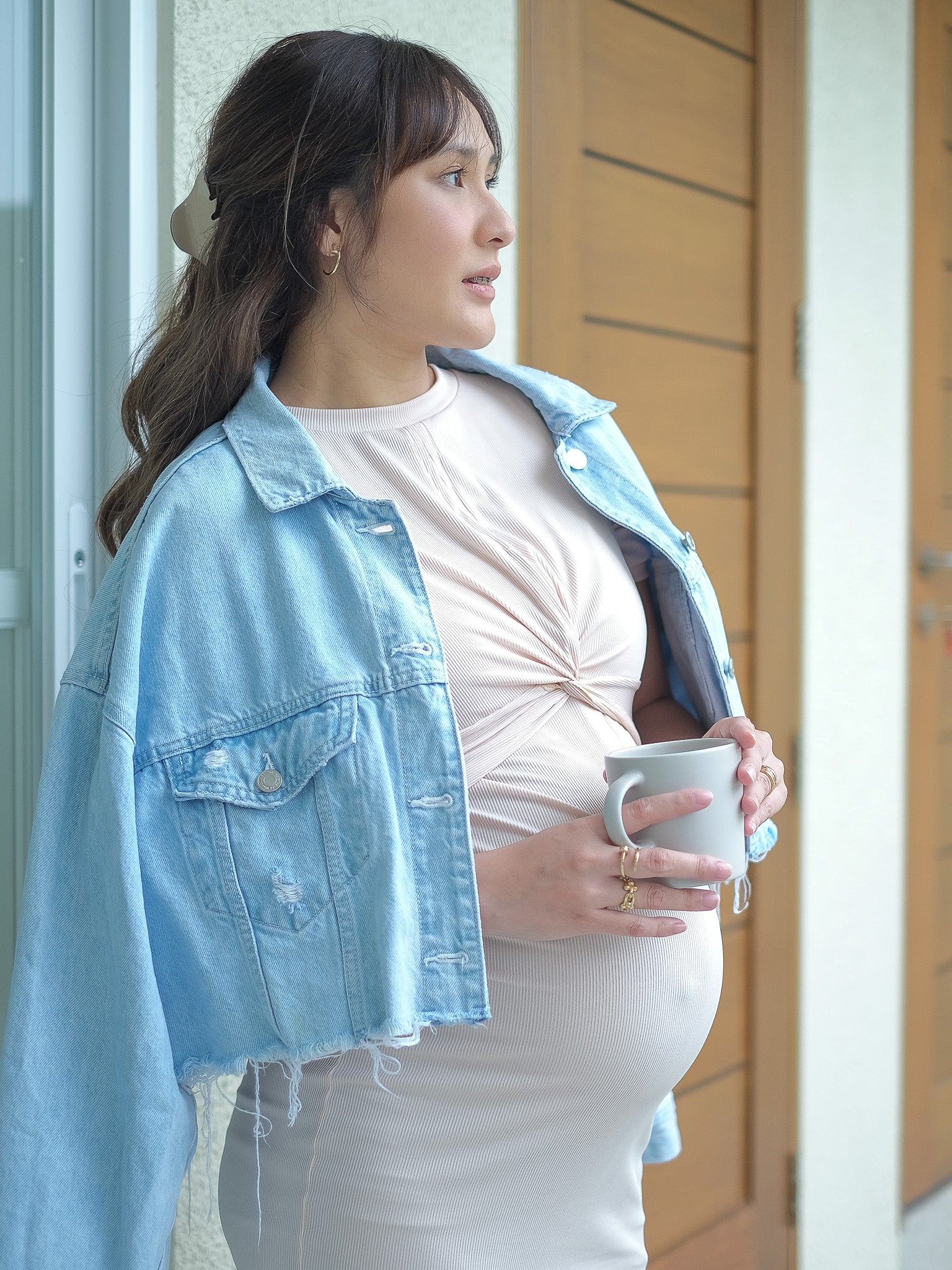 Chic and Comfortable Maternity and Nursing Dresses for Every Mom-to-Be.
