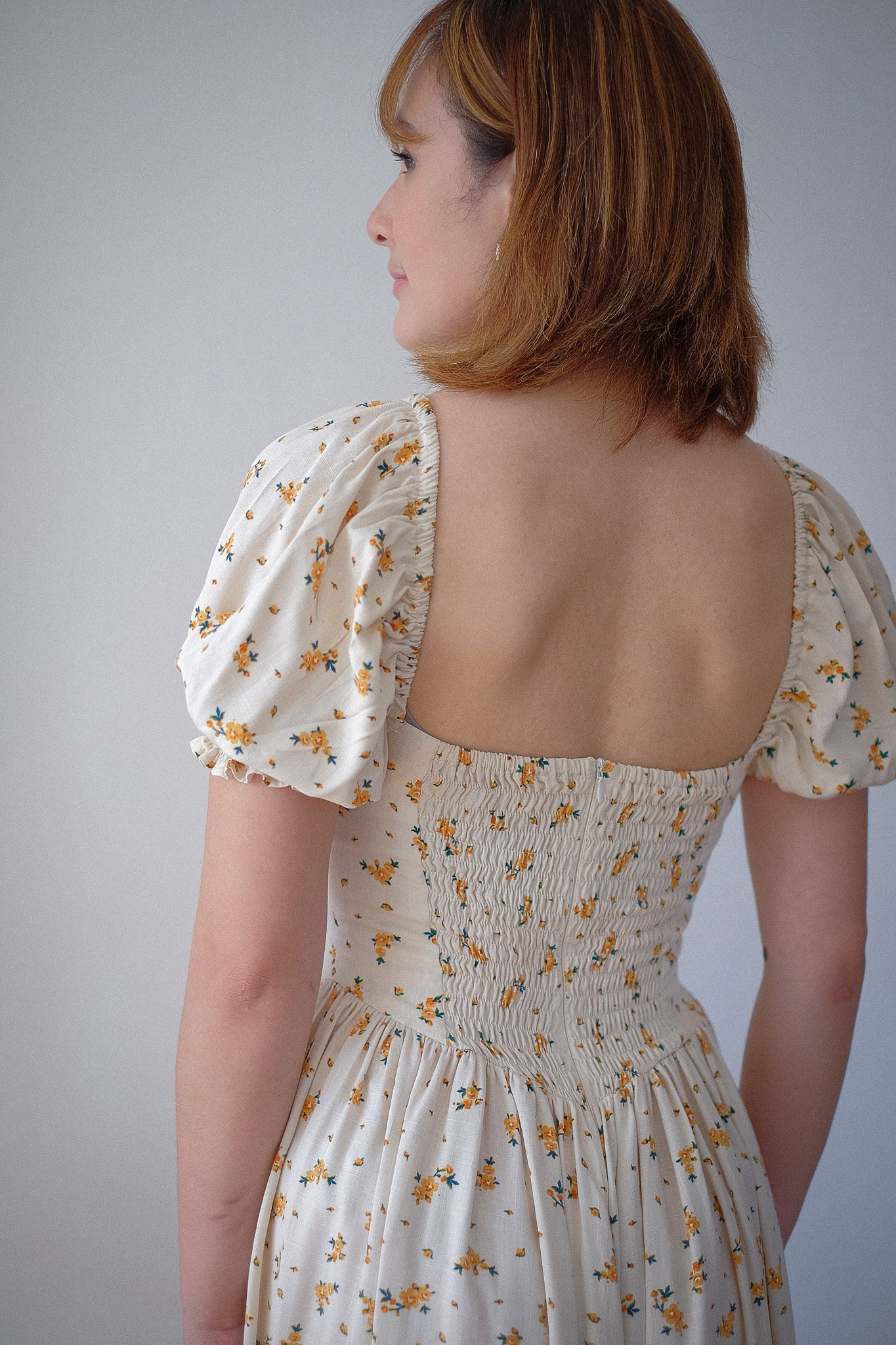 The Ava midi dress - offwhite yellow floral