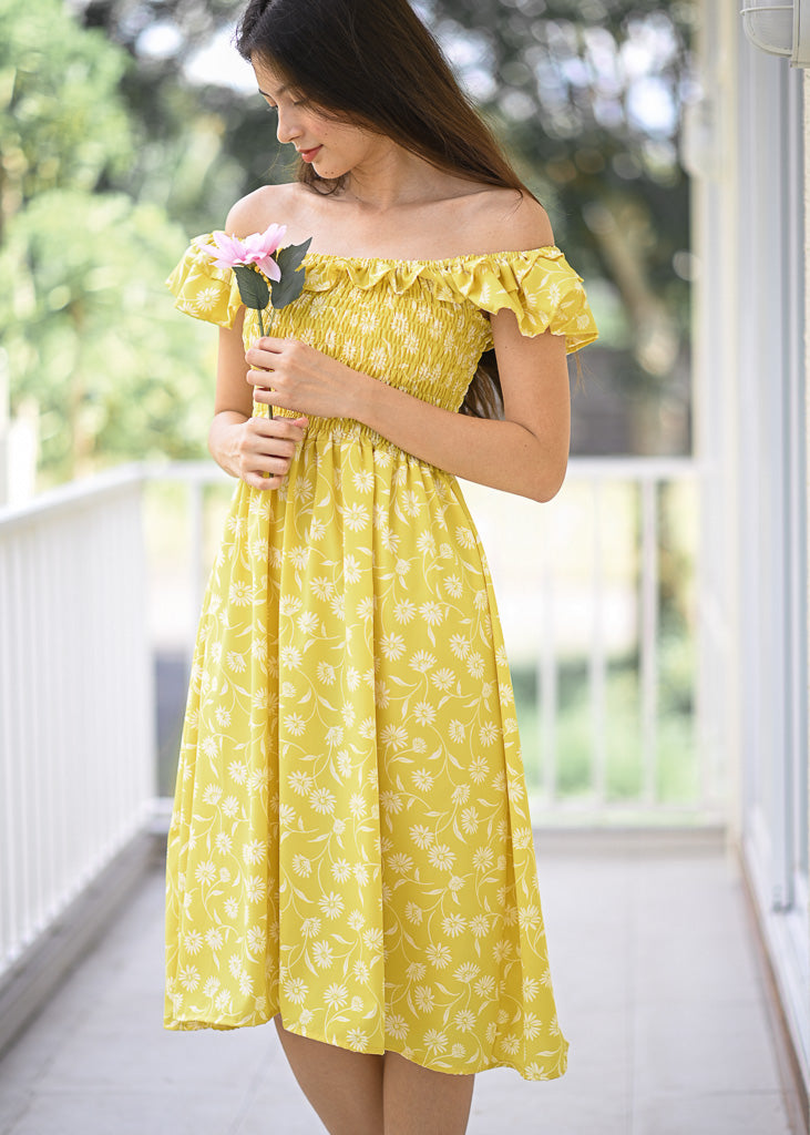 Naira Midi dress - Yellow floral