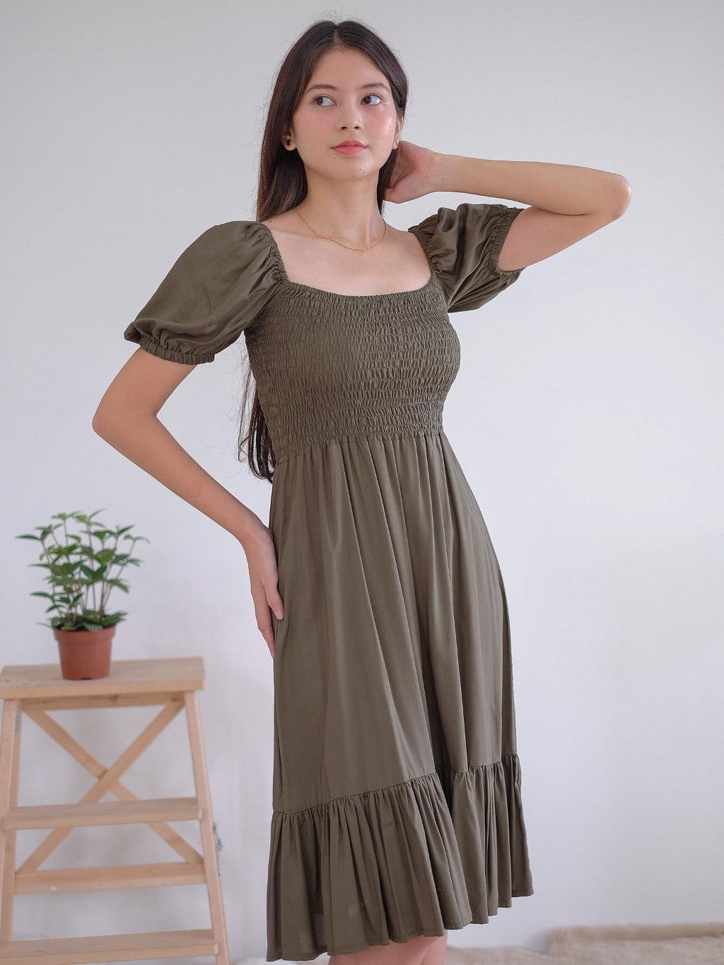 The Shelly Midi dress