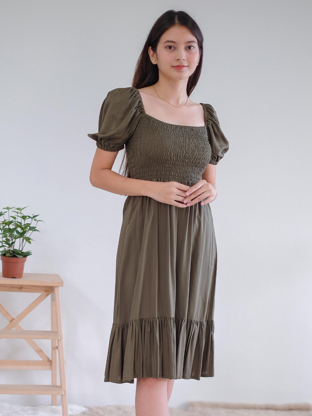 The Shelly Midi dress