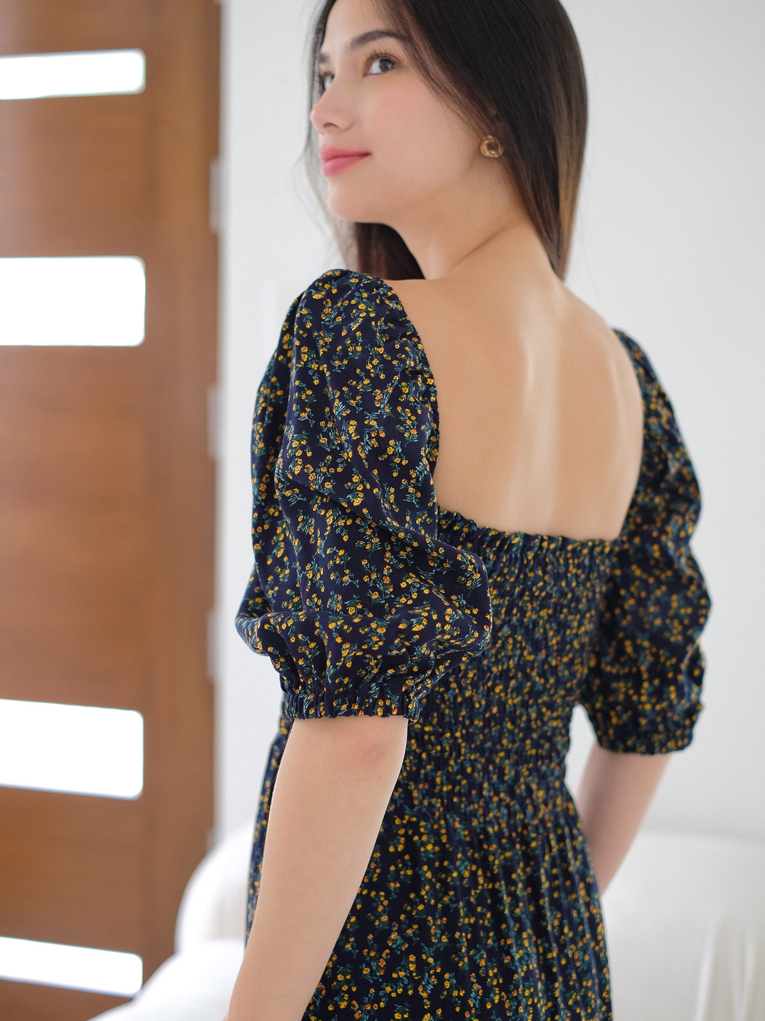 Vanessa midi dress - Ebony dark blue floral