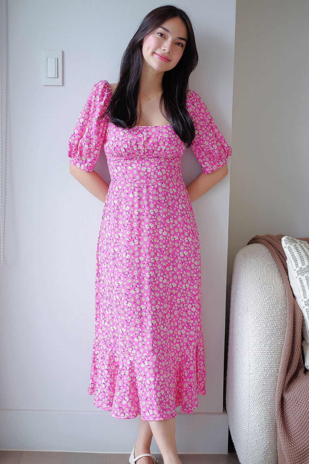 The Alaina midi dress - pink daisy floral