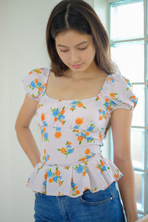 Suri Top - pastel lilac floral
