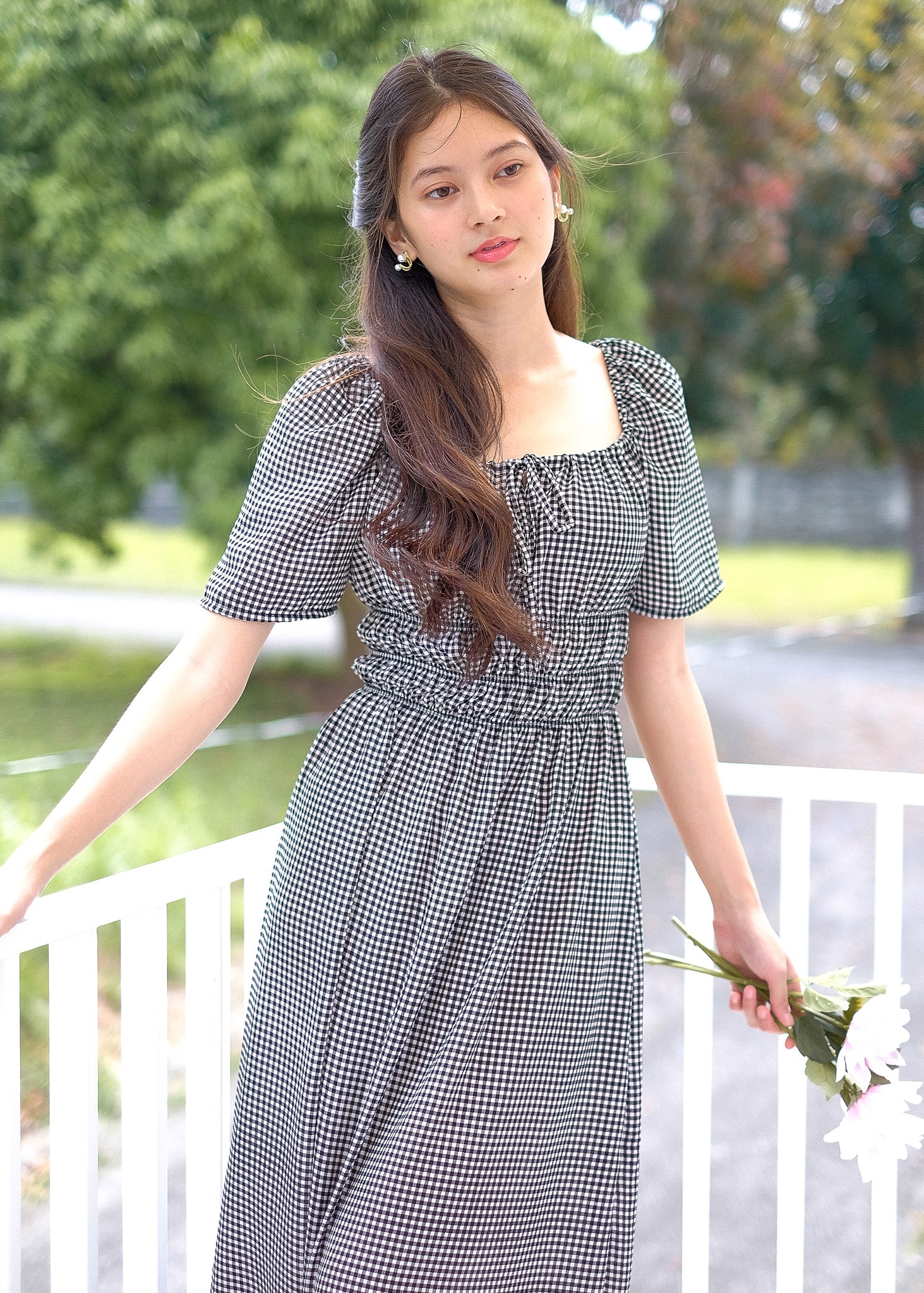 Geneva Midi Dress - black gingham