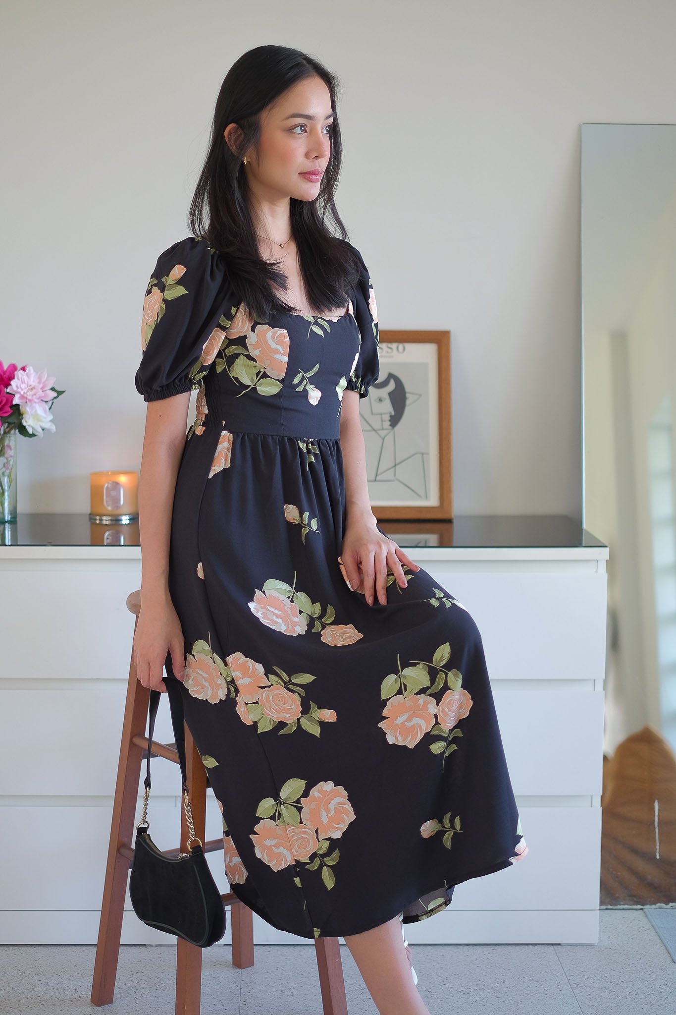 The Roxanne Midi dress - Black floral