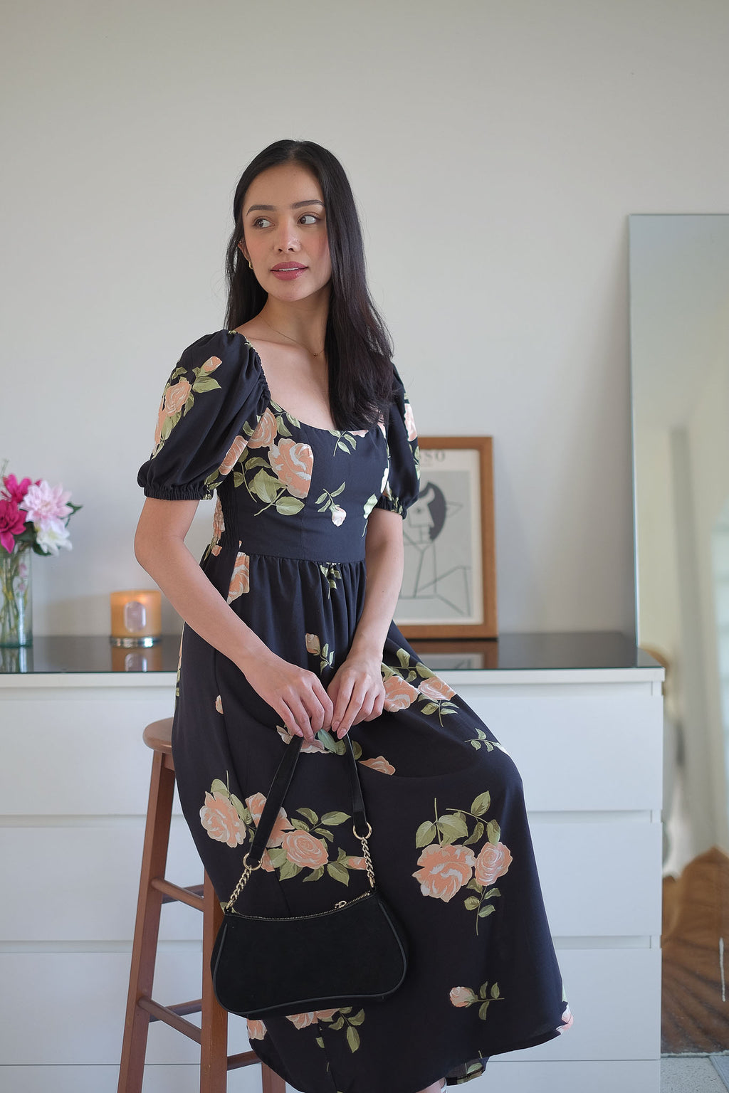 The Roxanne Midi dress - Black floral