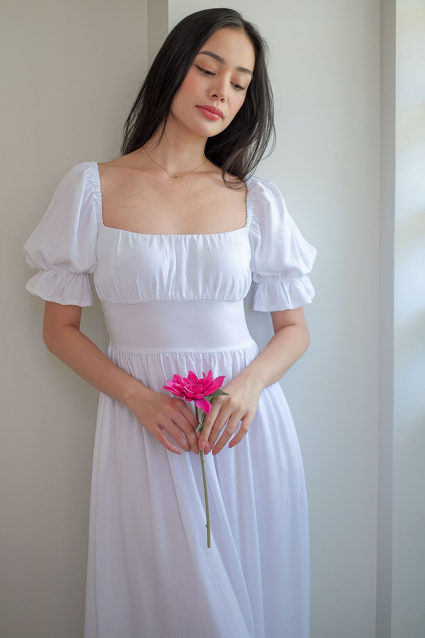 Monica Midi Dress – plain white