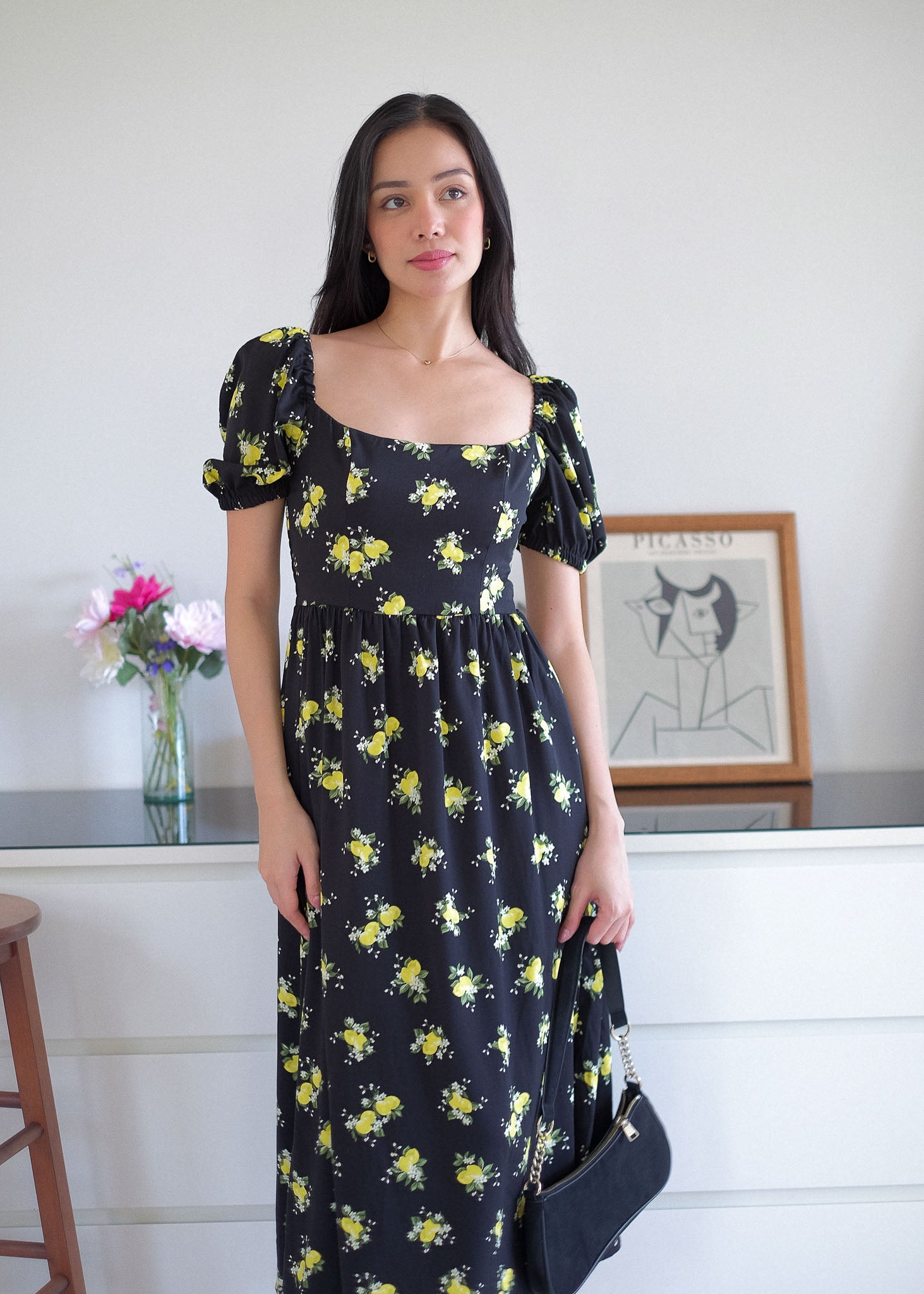 The Roxanne Midi dress - lemon in black