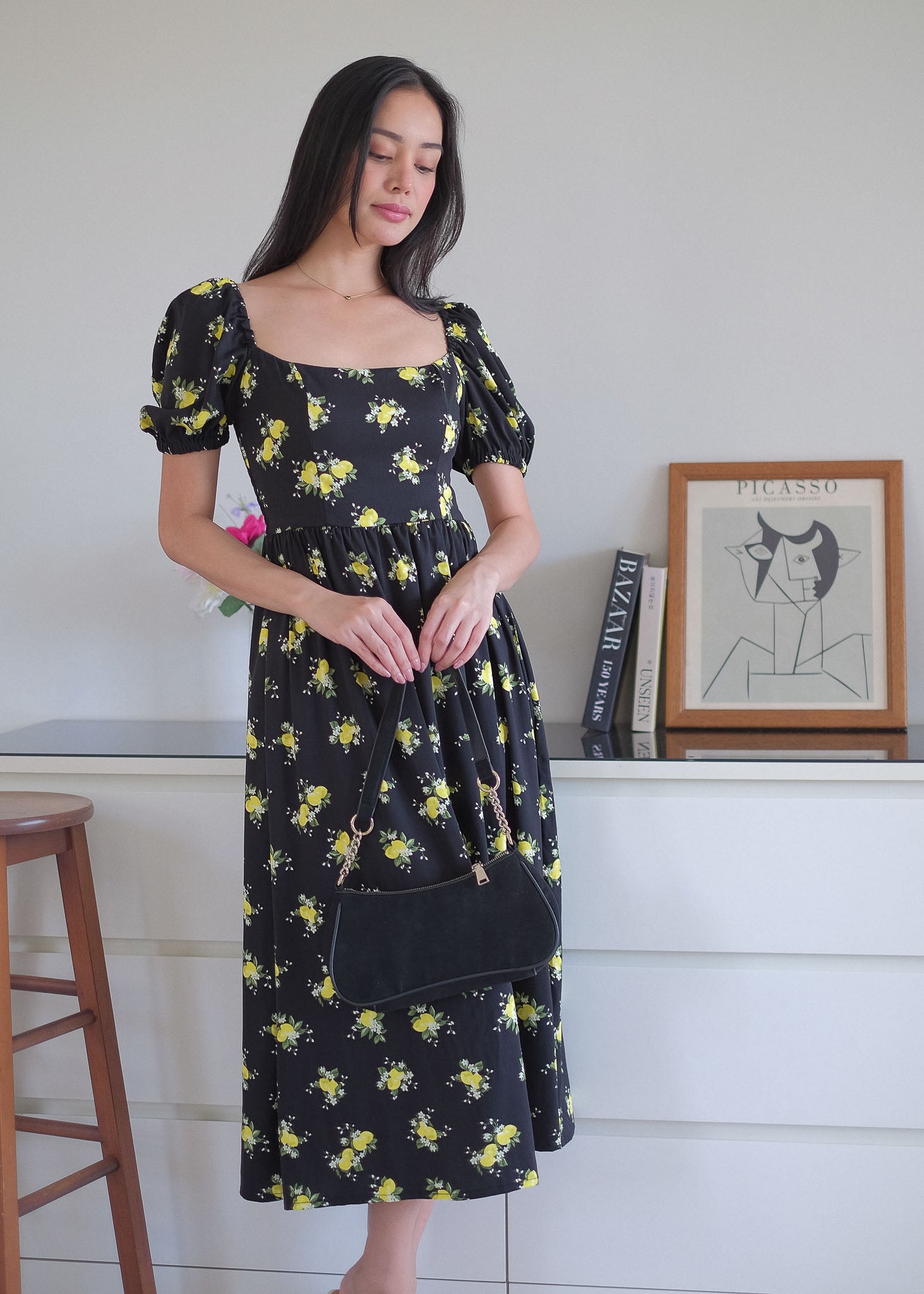 The Roxanne Midi dress - lemon in black