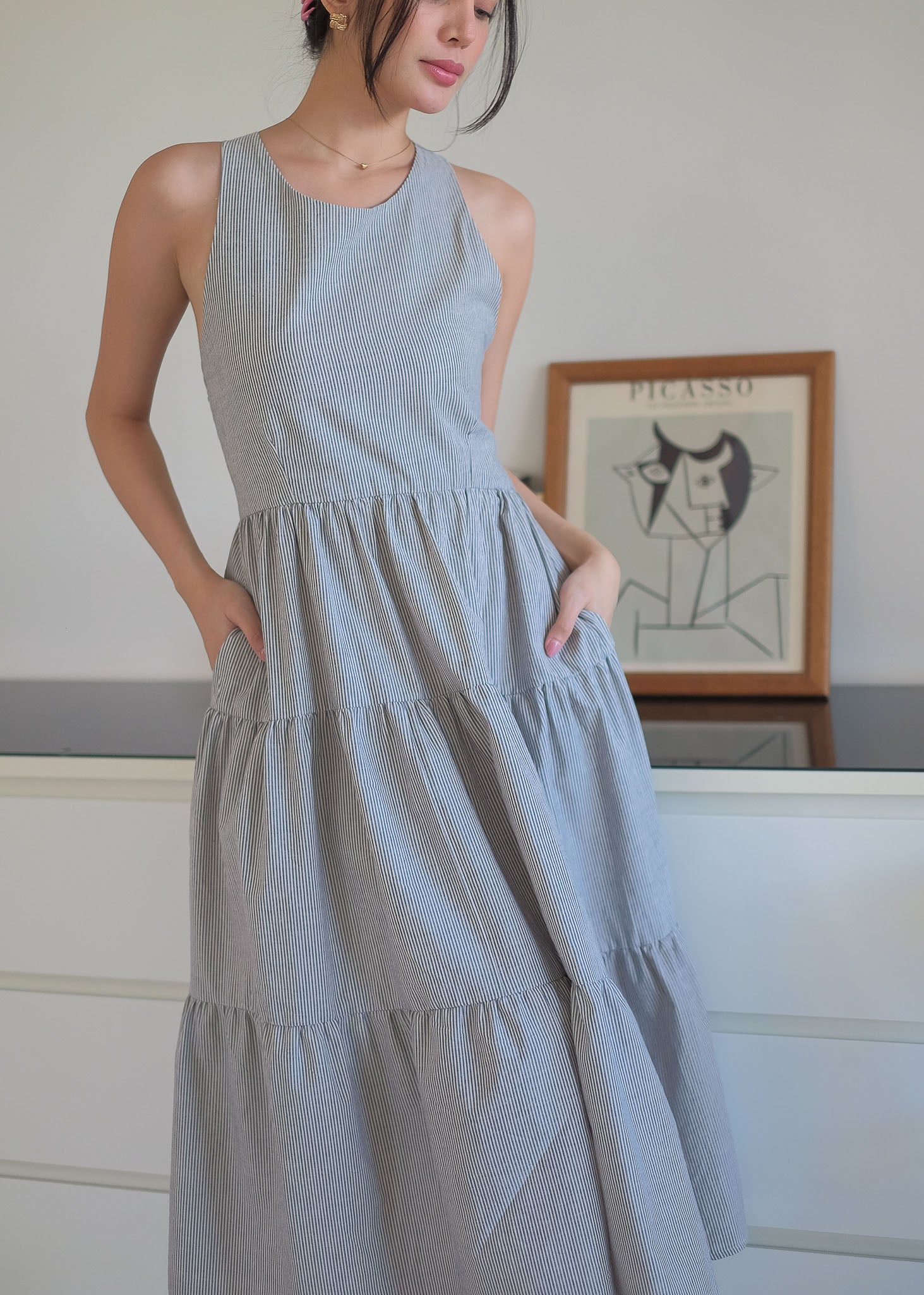 The Jonnie midi dress - black Vertical Pinstripe