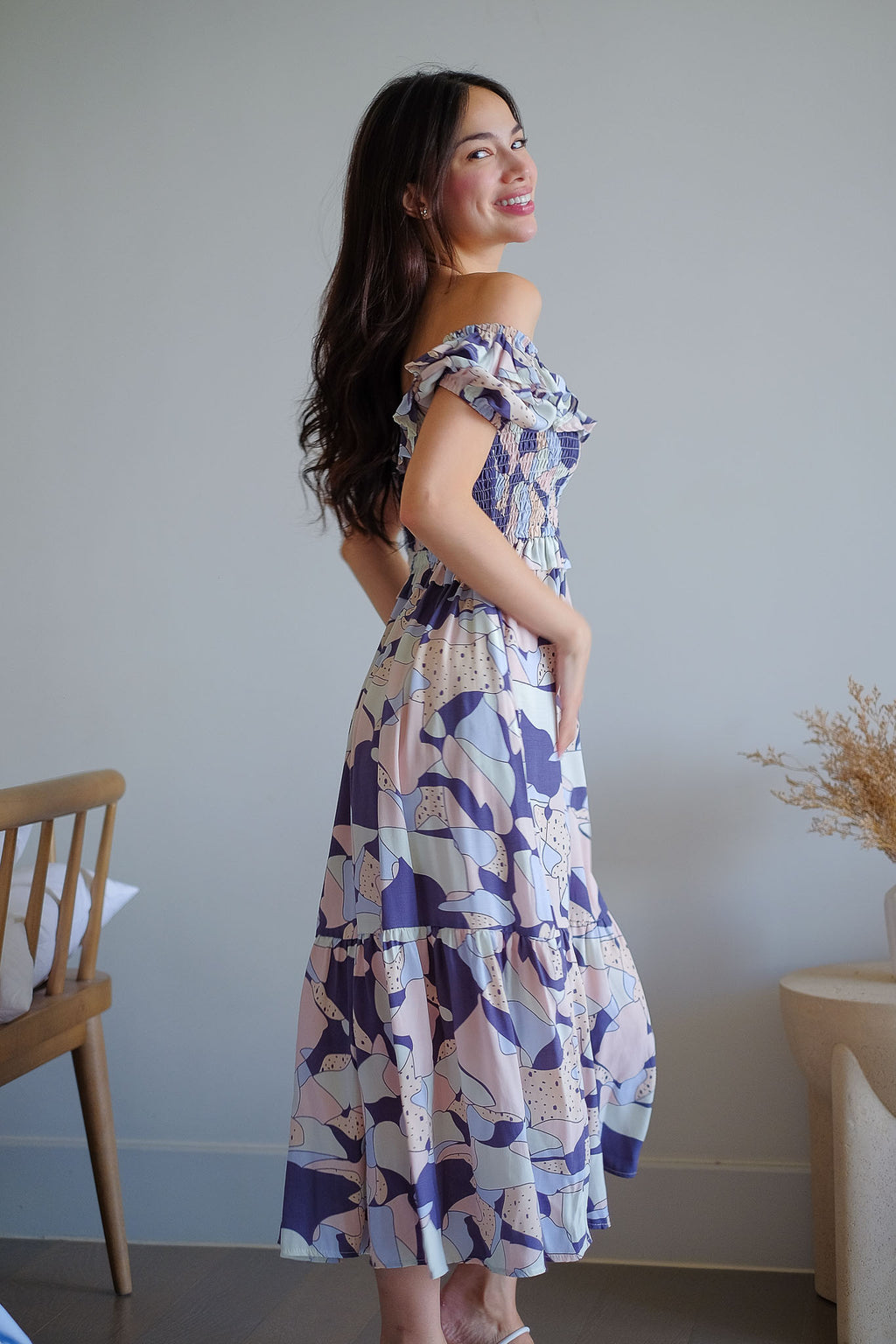 The Patricia Midi Dress – abstract floral print
