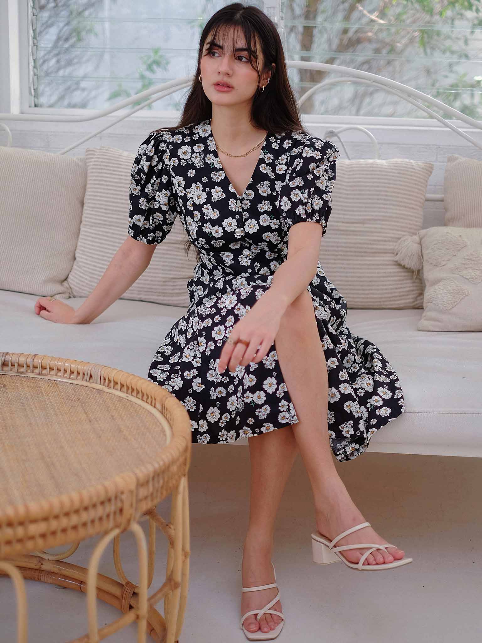 The Marlow Midi dress - Black floral