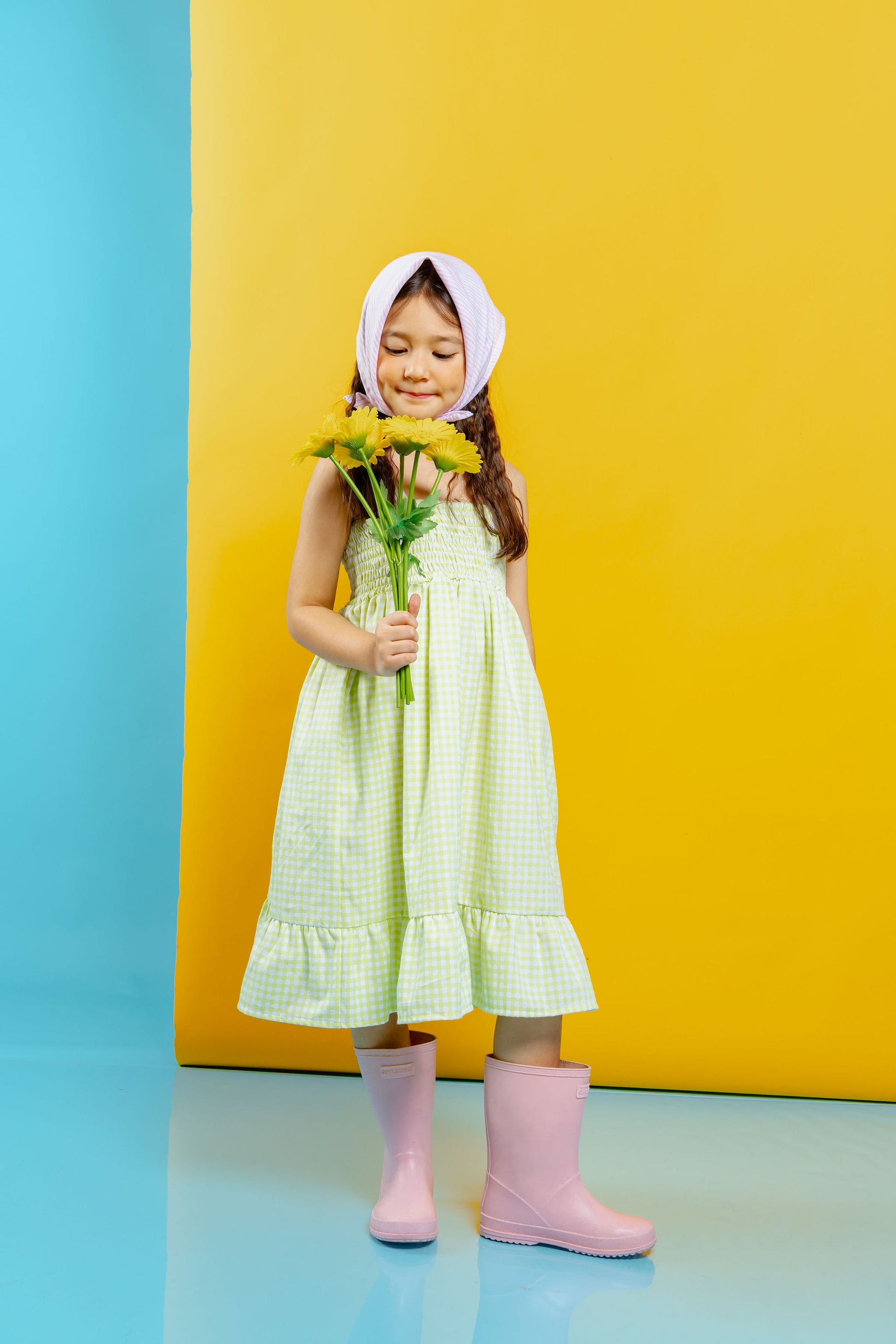 The Tropical dress with bandana in gingham apple green