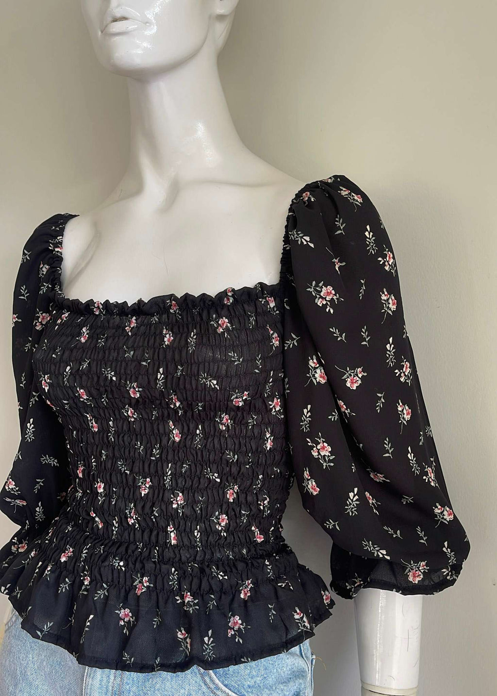Carmi Top - ditsy red floral
