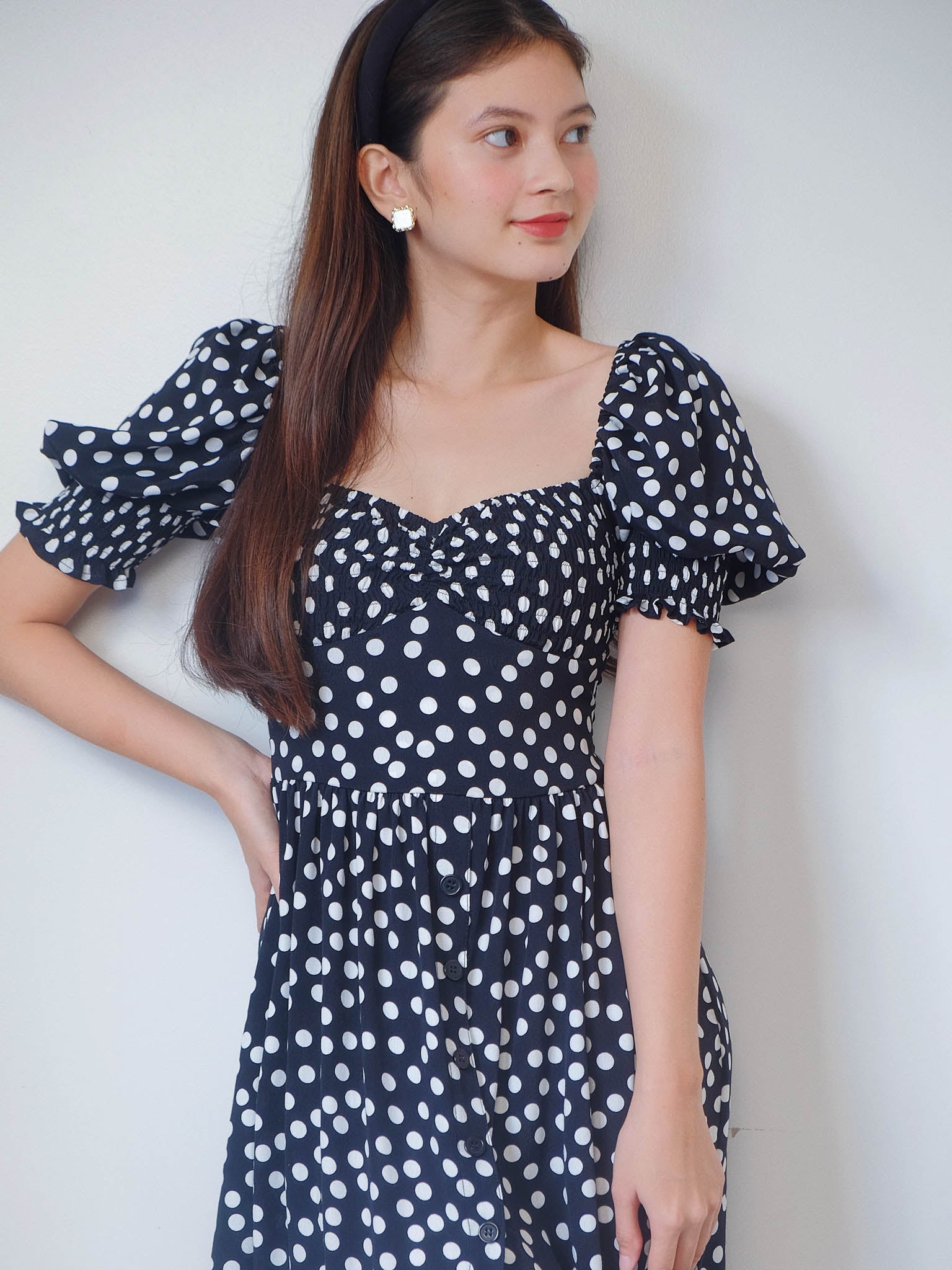 Olivia Knee Length Dress - polka black