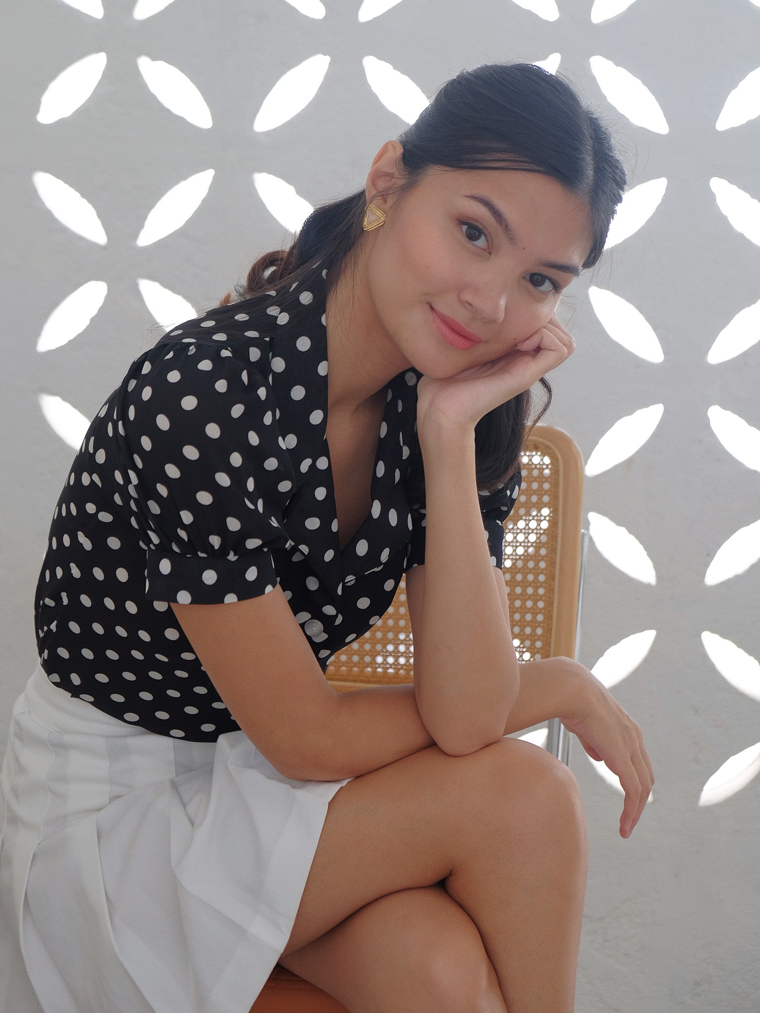 The Tamara top - Black polka