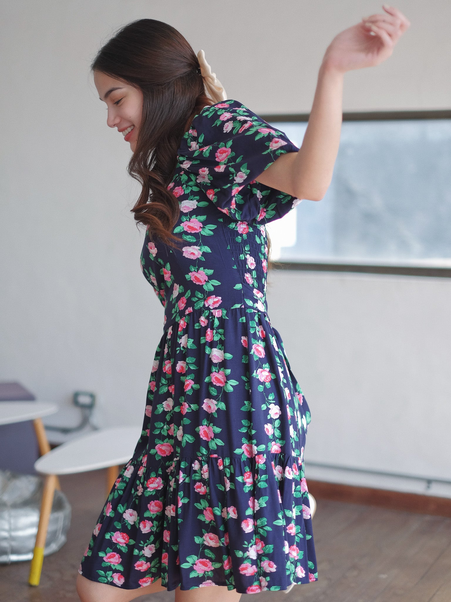 Greta knee length dress - Navy blue
