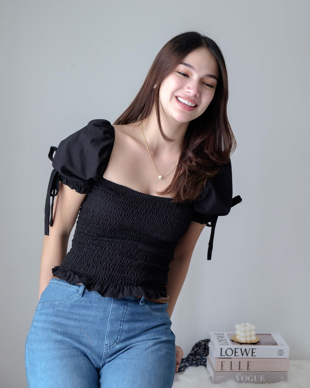 The Carrie top - black